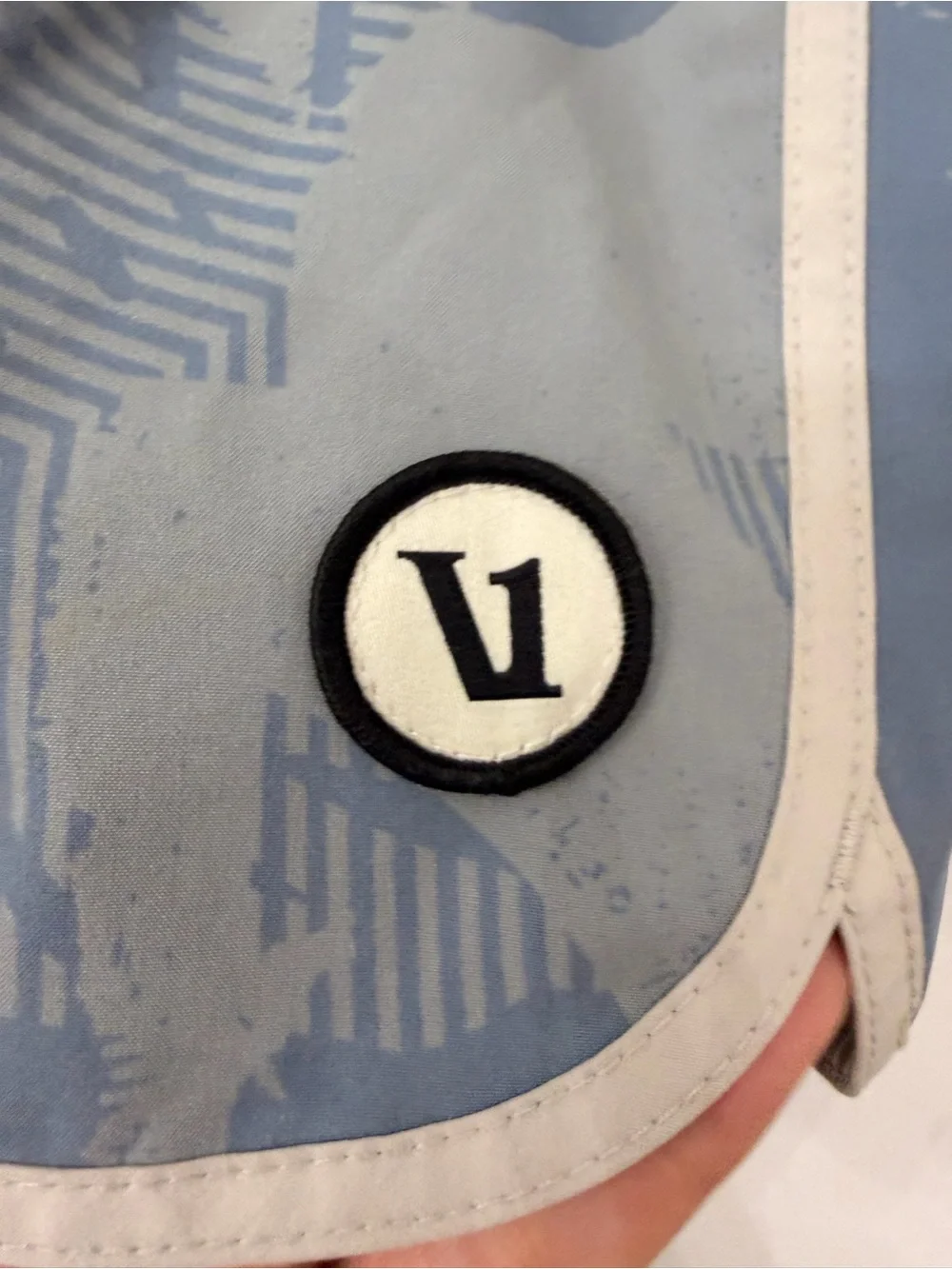 Vuori Cruise Boardshorts Monstera Leaf Blue & Gray Size 38